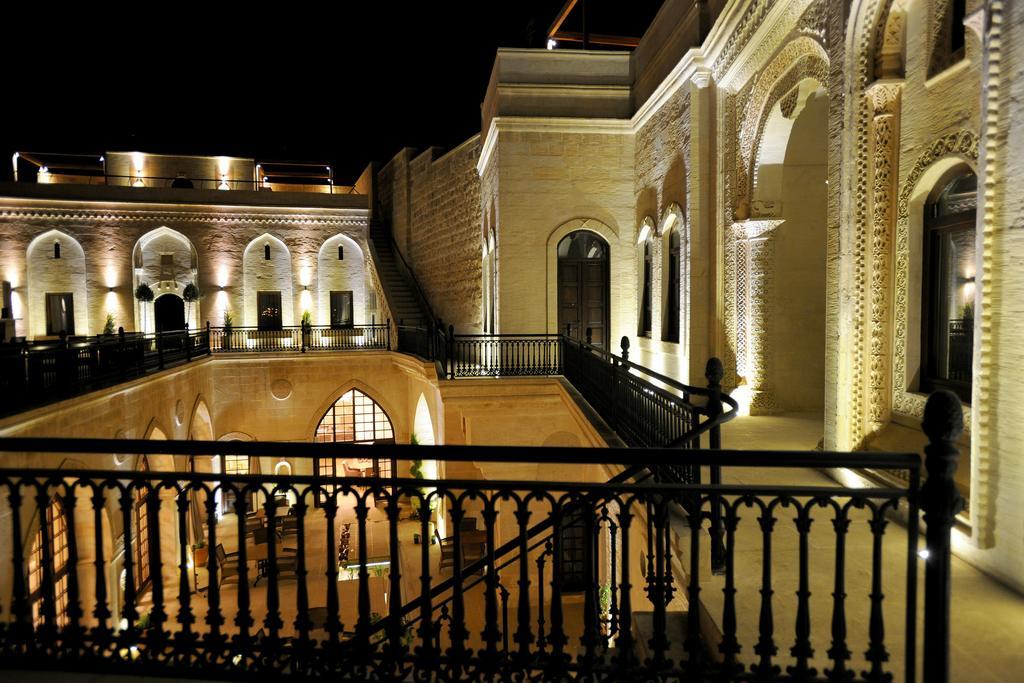 Shmayaa Hotel Midyat Extérieur photo